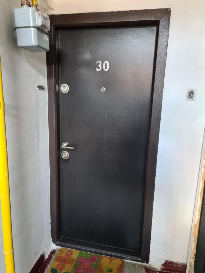 דירות חונדוארה Apartament Ultra Central 1 מראה חיצוני תמונה
